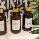 Semesterbostad Cozy Glam Patchway Garden House Sleep 9 Mid-long Term Welcome Bristol