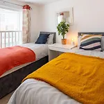 Semesterbostad Cozy Glam Patchway Garden House Sleep 9 Mid-long Term Welcome Bristol