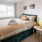 Cozy Glam Patchway Garden House Sleep 9 Mid-long Term Welcome Semesterbostad