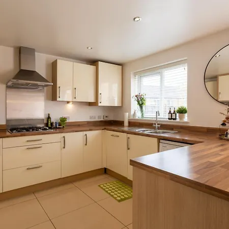 Ferienhaus Cozy Glam Patchway Garden House Sleep 9 Mid-long Term Welcome *