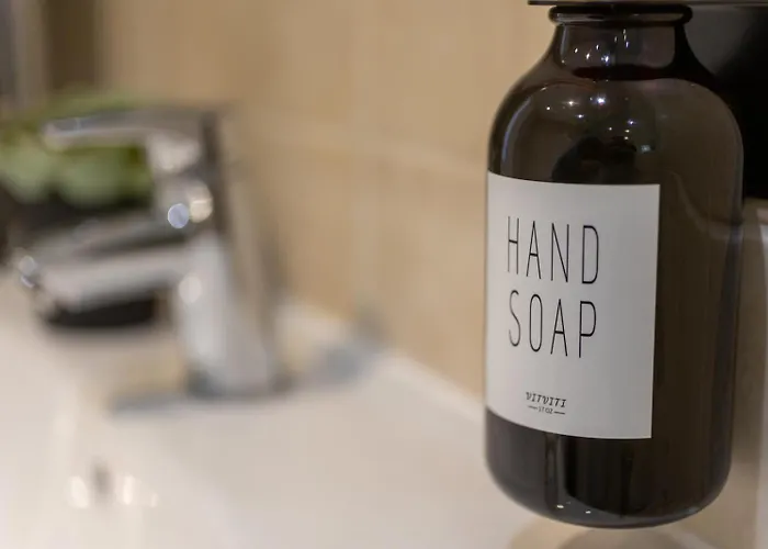 Cozy Glam Patchway Garden House Sleep 9 Mid-long Term Welcome 度假居 布里斯托