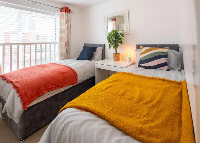 Vakantiehuis Cozy Glam Patchway Garden House Sleep 9 Mid-long Term Welcome Bristol