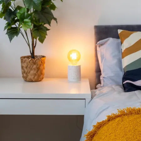 Cozy Glam Patchway Garden House Sleep 9 Mid-long Term Welcome בית נופש בריסטול